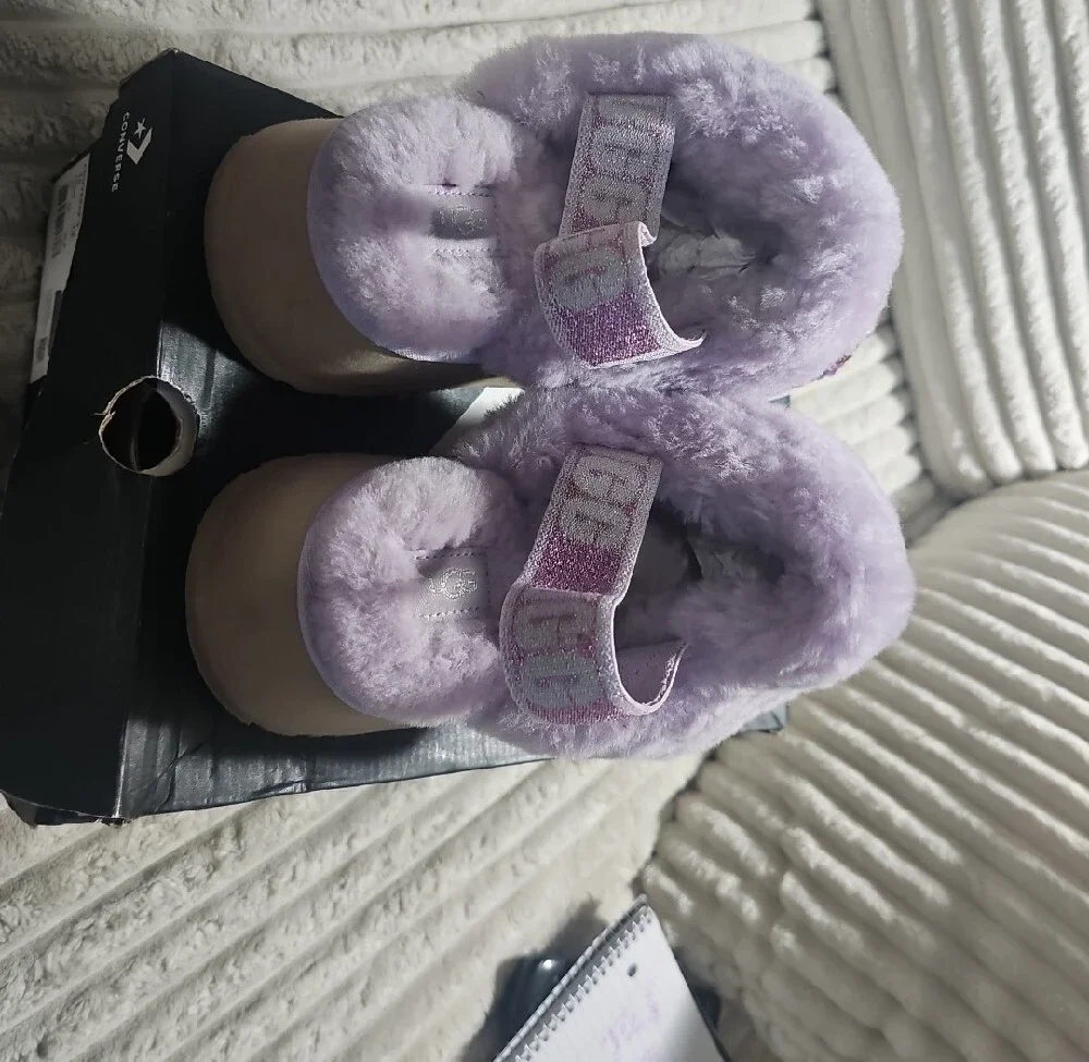 Womens Lavender Sequin Faux-Fur Slip-On Slippers